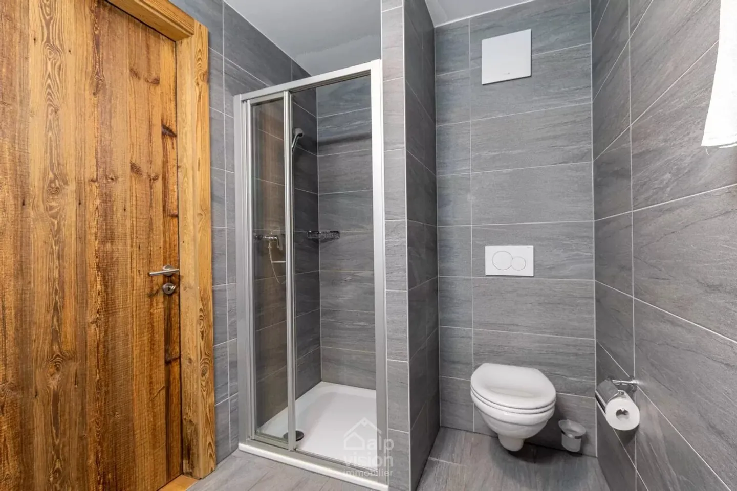 WUNDERSCHÖNE 5.5-ZIMMER-DUPLEX-SKI IN/SKI OUT ZENTRUM STATION - Foto 11 von 13