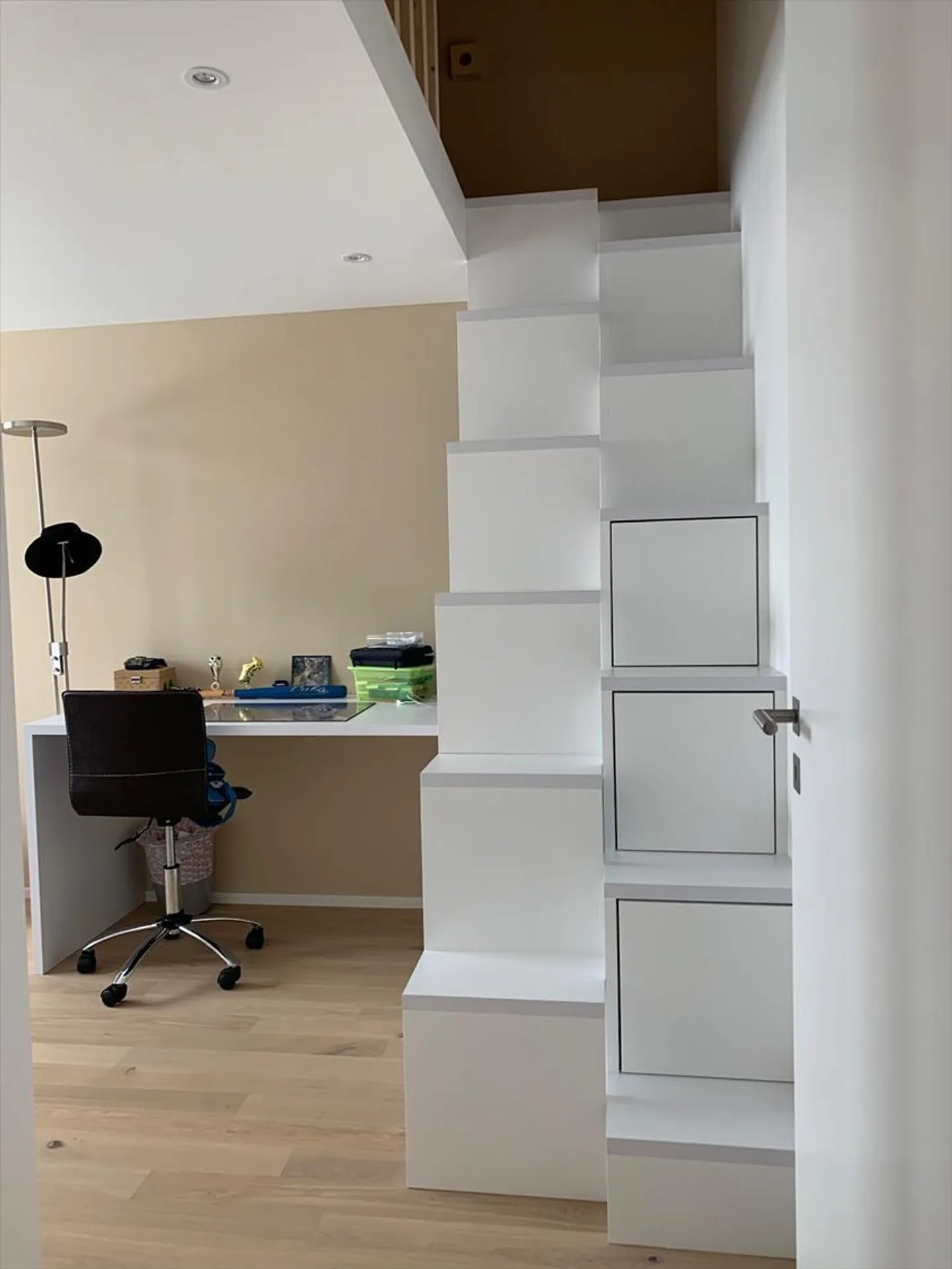 Attico con terrazza 4,5 stanze a Conthey come nuovo - Foto 5 di 9