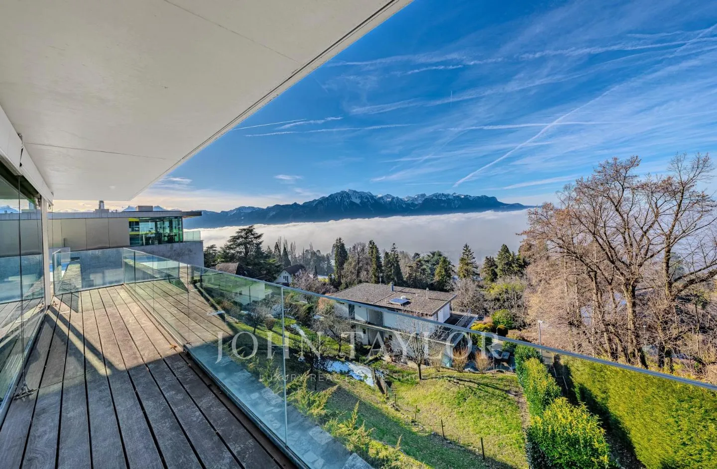 EXCLUSIVITÉ! Excellent 4.5 pièces contemporain avec vue panoramique sur le lac - Photo 9 sur 12