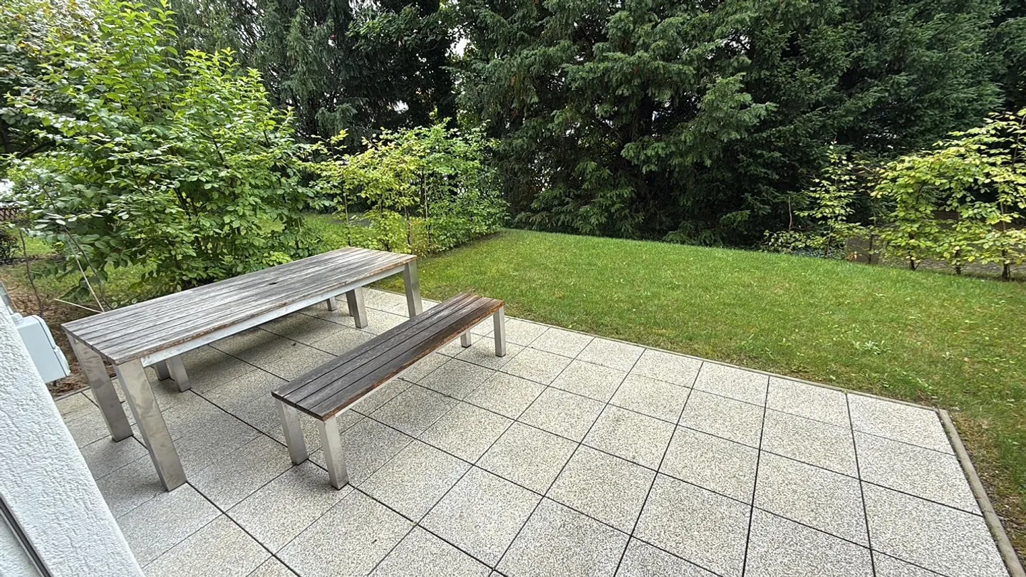 Modern 2.5-room apartment with garden in a quiet neighborhood - Photo 5 of 5