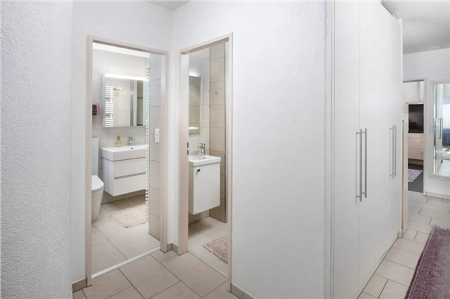 Wohnung kaufen - Foto 3 von 12