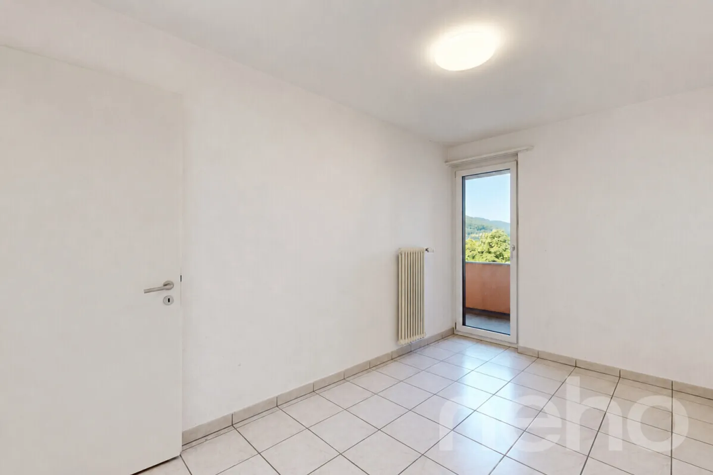 Bright 4.5-room apartment with balcony and Rhine view in Stein AG - Photo 11 of 12