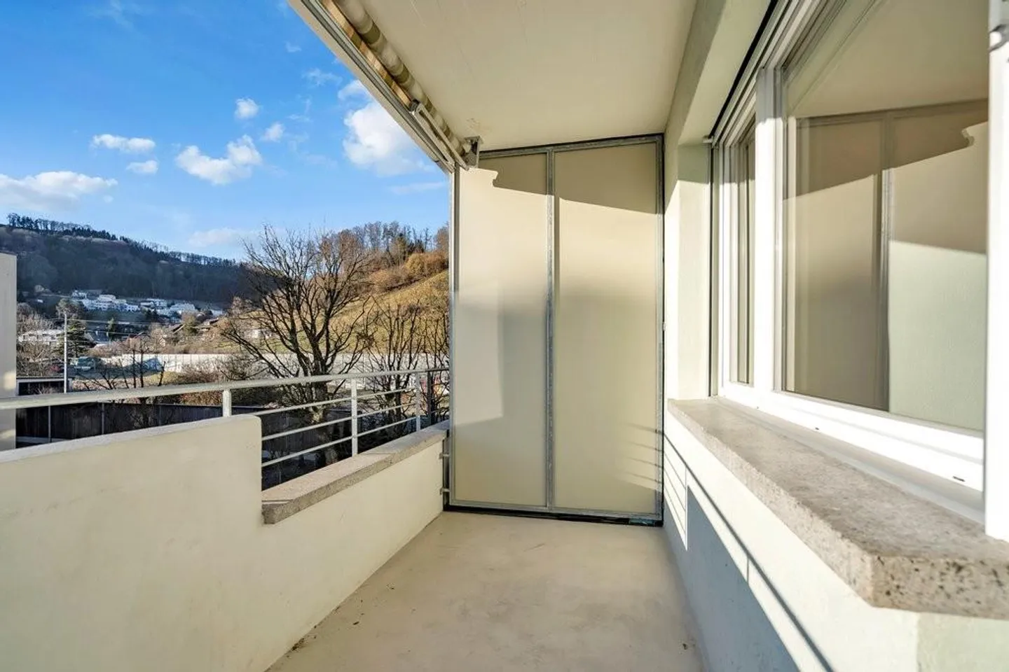 Appartement récemment rénové à Kehrsatz - Photo 2 sur 9