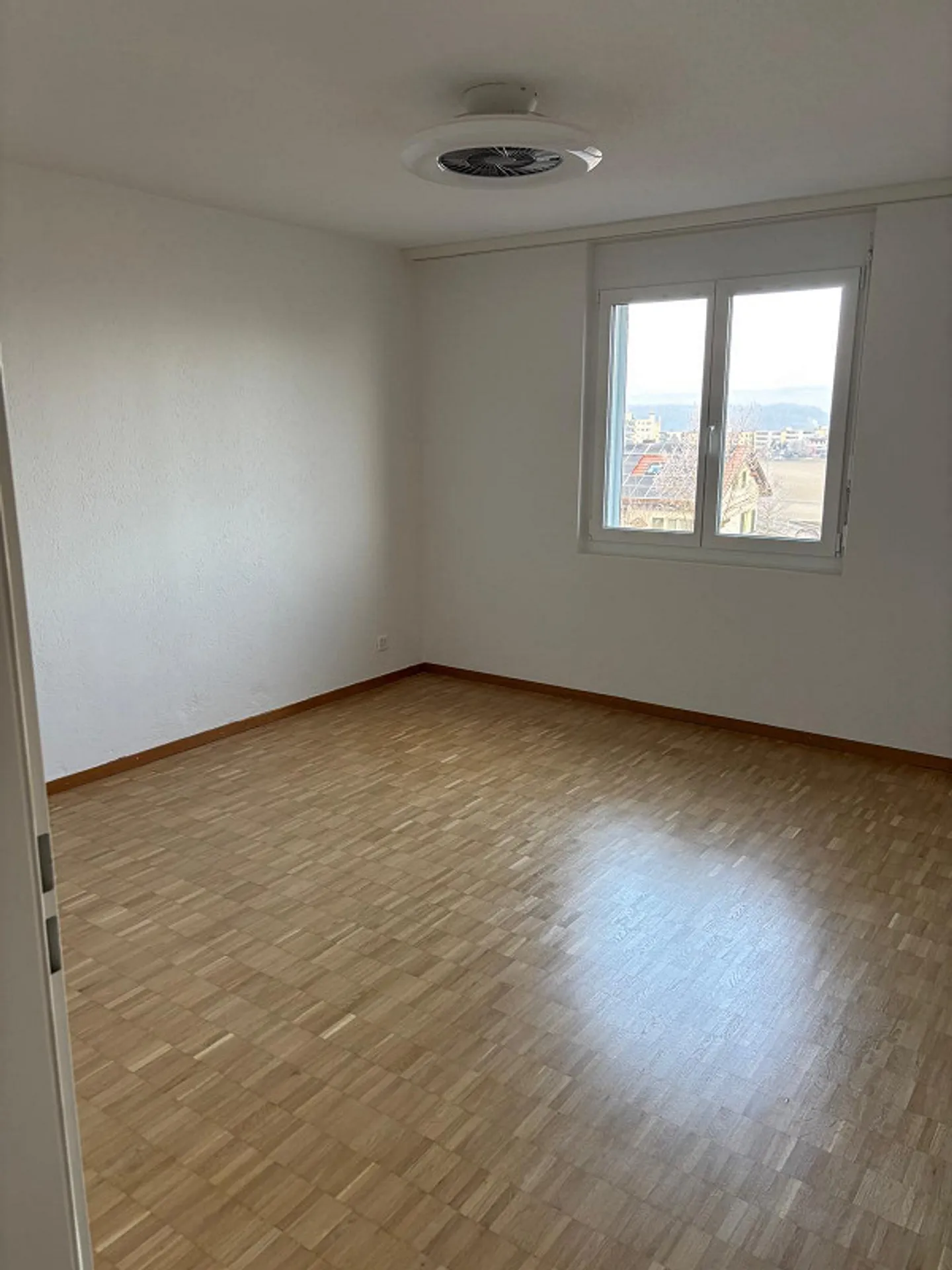 Appartement 3.5 pièces - Photo 3 sur 8