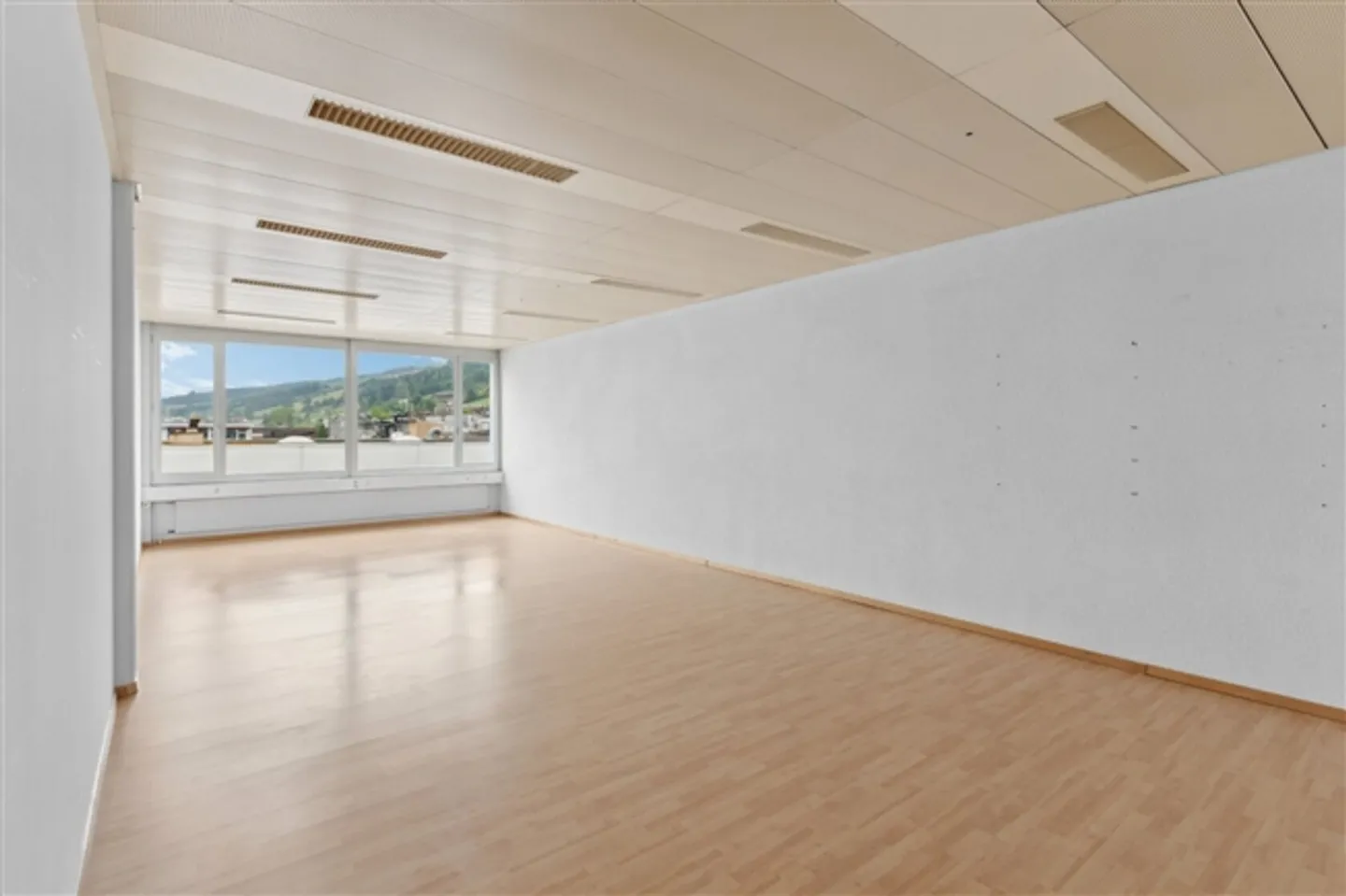 Helle Bürofläche in Root - Foto 2 von 4