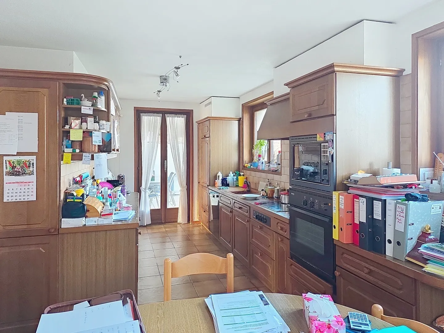 Atypical residence with great potential - Two apartments - A rare heritage - Photo 4 of 15