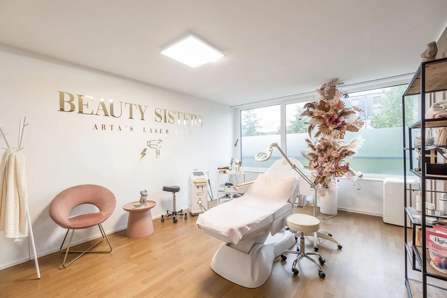 Your Beauty Studio in Rorschach - Photo 2 of 13