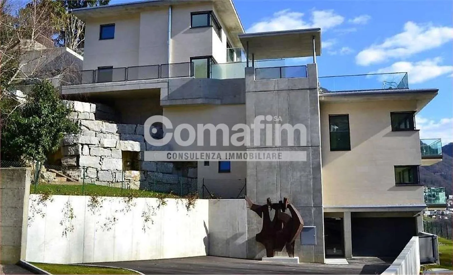 Canobbio - Raffinato 4.5 Locali con Grandi Spazi e Comfort Esclusivi - Foto 1 di 11
