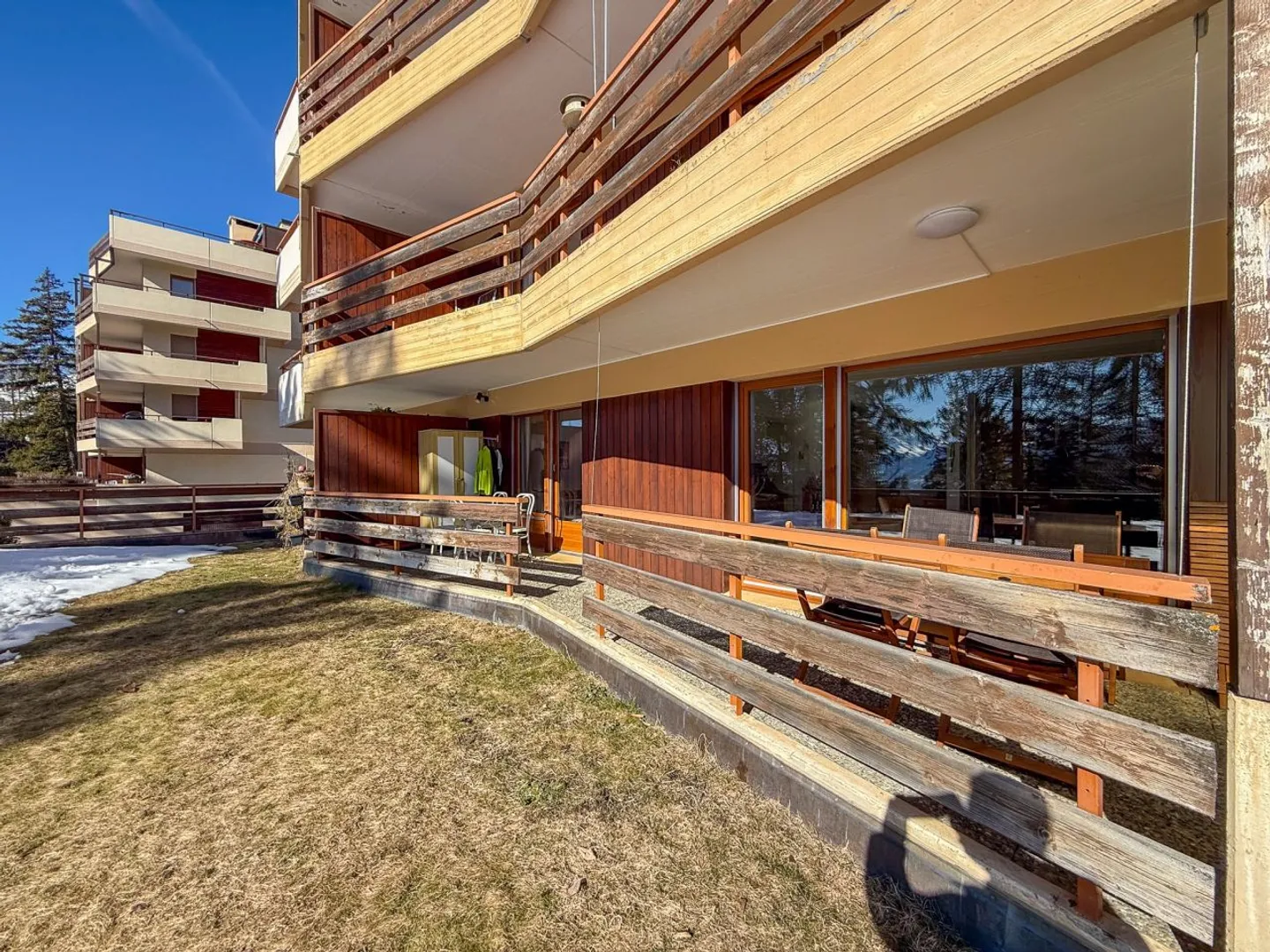 Helles Südwohnung mit Panoramablick in Crans-Montana - Foto 4 von 13