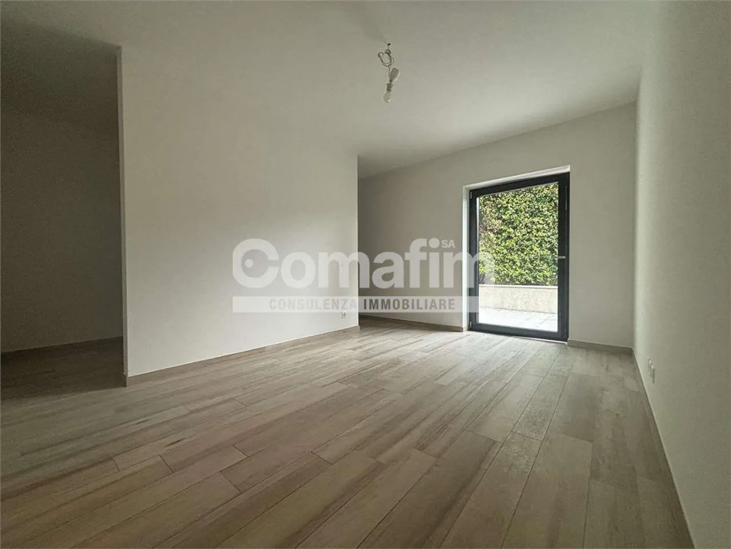 Canobbio - Raffinato 4.5 Locali con Grandi Spazi e Comfort Esclusivi - Foto 6 di 11