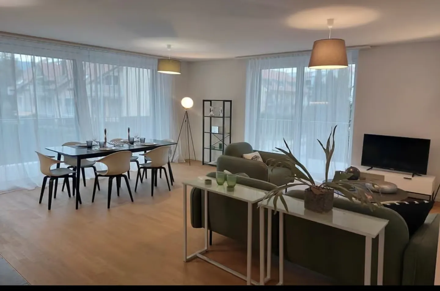 3.5 room apartment on the 4th floor - Photo 2 of 5
