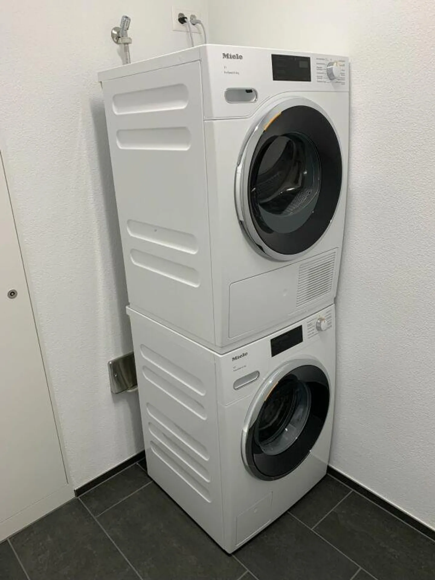Appartamento Attico di 3,5 stanze - Foto 3 di 7