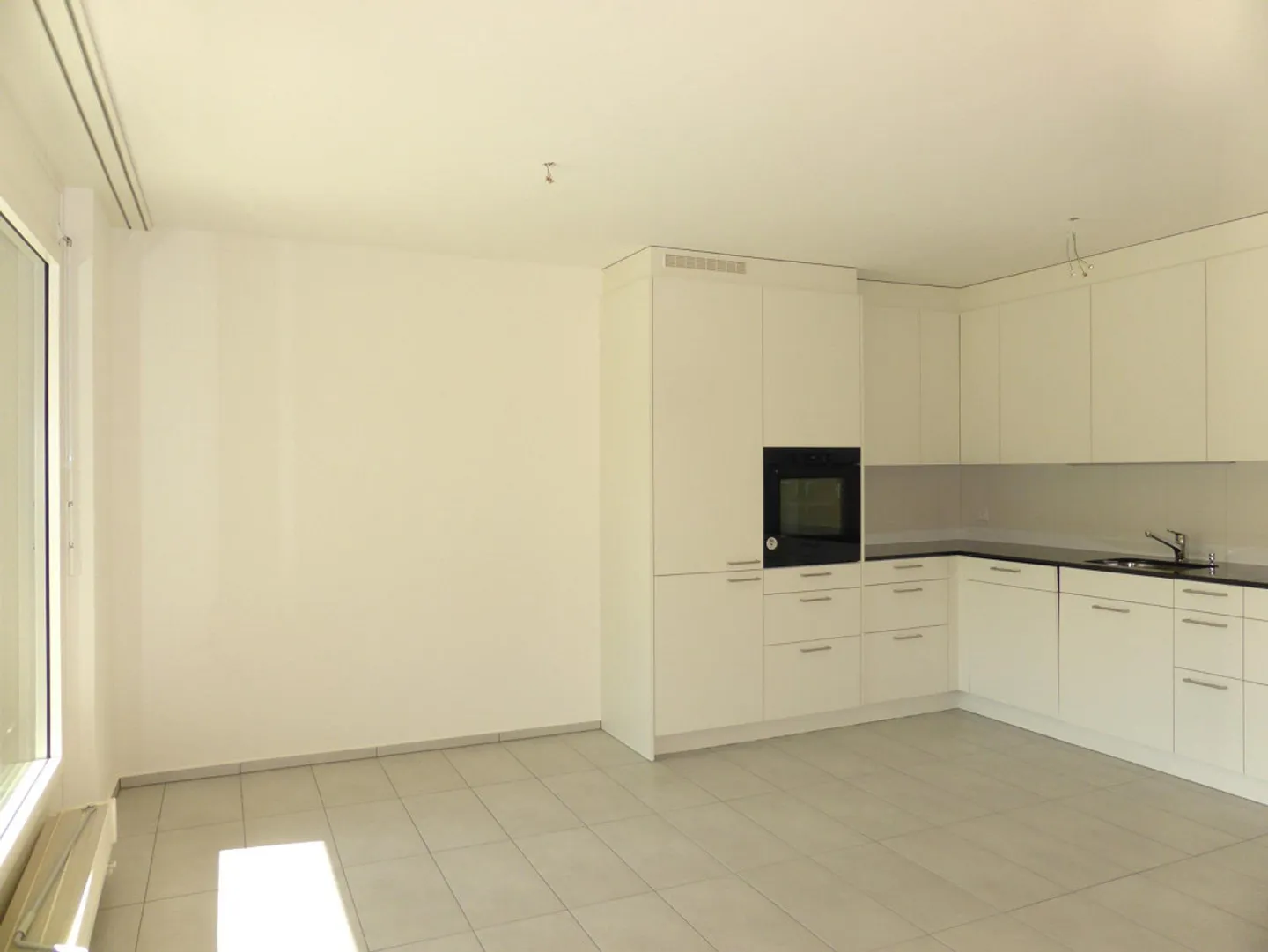 Appartement 3.5 pièces dans un endroit calme - Photo 2 sur 9