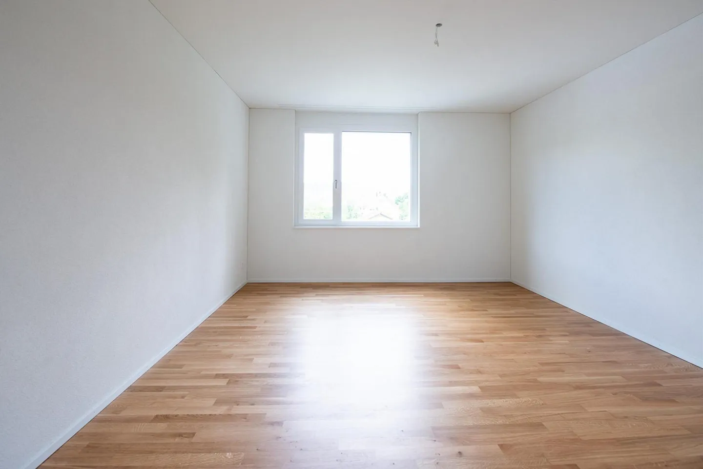 Appartement en attique spacieux de 3,5 pièces à Weisslingen avec grands balcons - Photo 6 sur 8