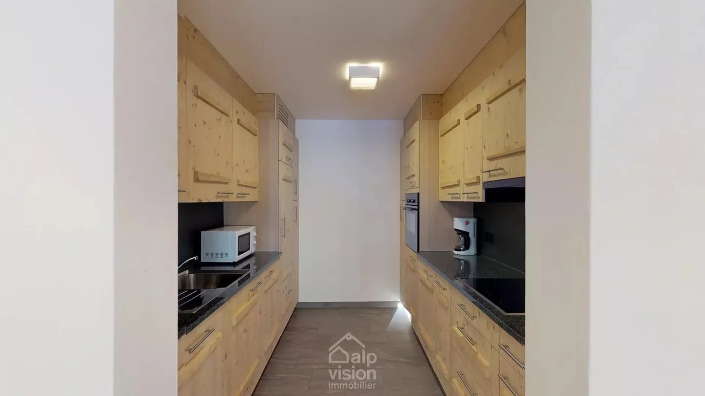 APPARTAMENTO 3.5 STANZE AI PIEDI DELLE PISTE - Foto 8 di 13