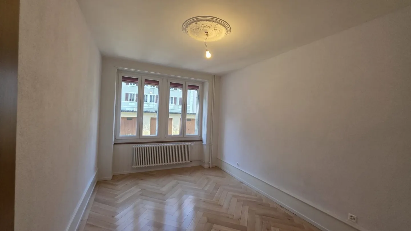 3.5 ROOM FULLY RENOVATED IN 2023 - Photo 5 of 8