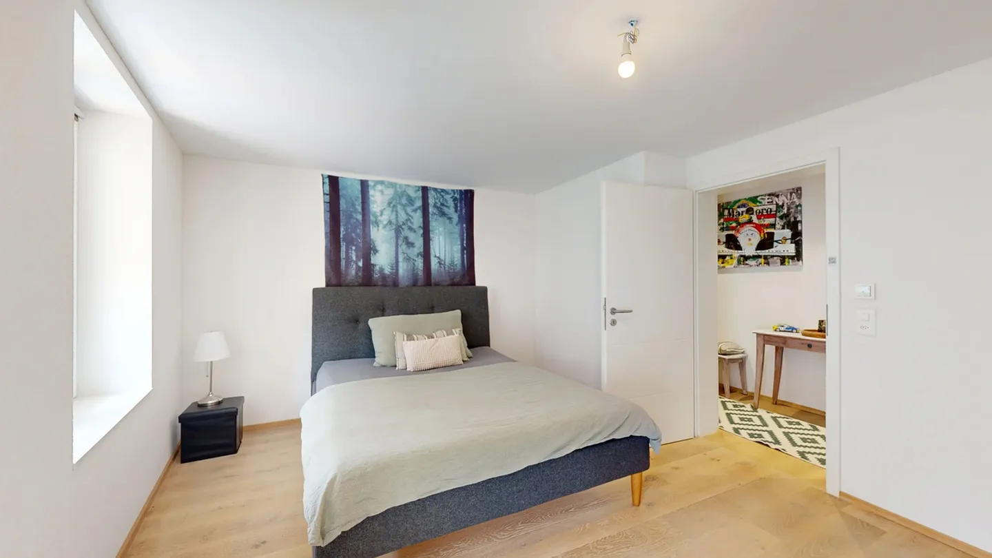 Moderne 3.5-Zimmer-Wohnung mit Balkon und Aussenparkplatz - Foto 10 von 15