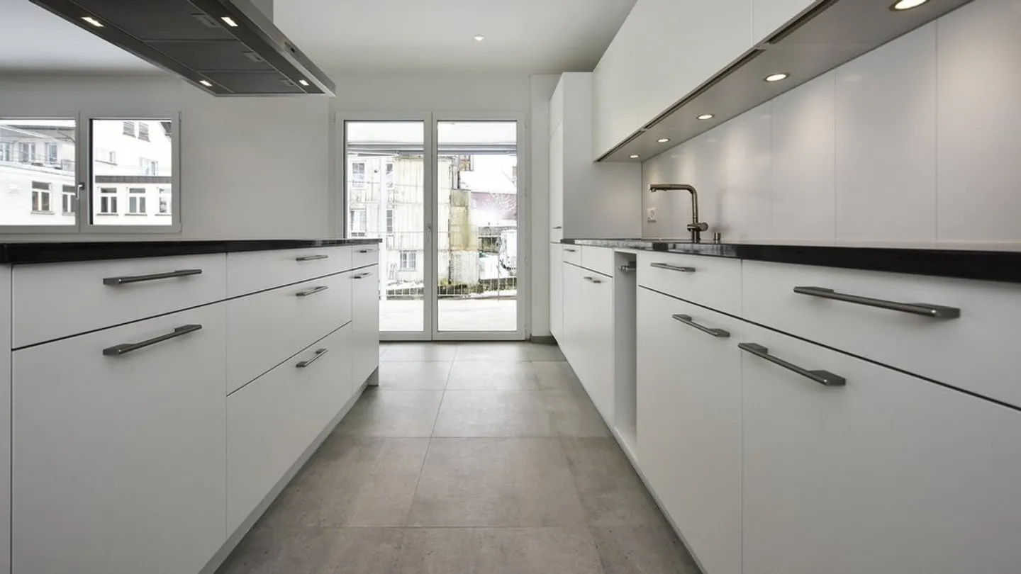 Modern 4.5-Room Apartment - Photo 6 of 11