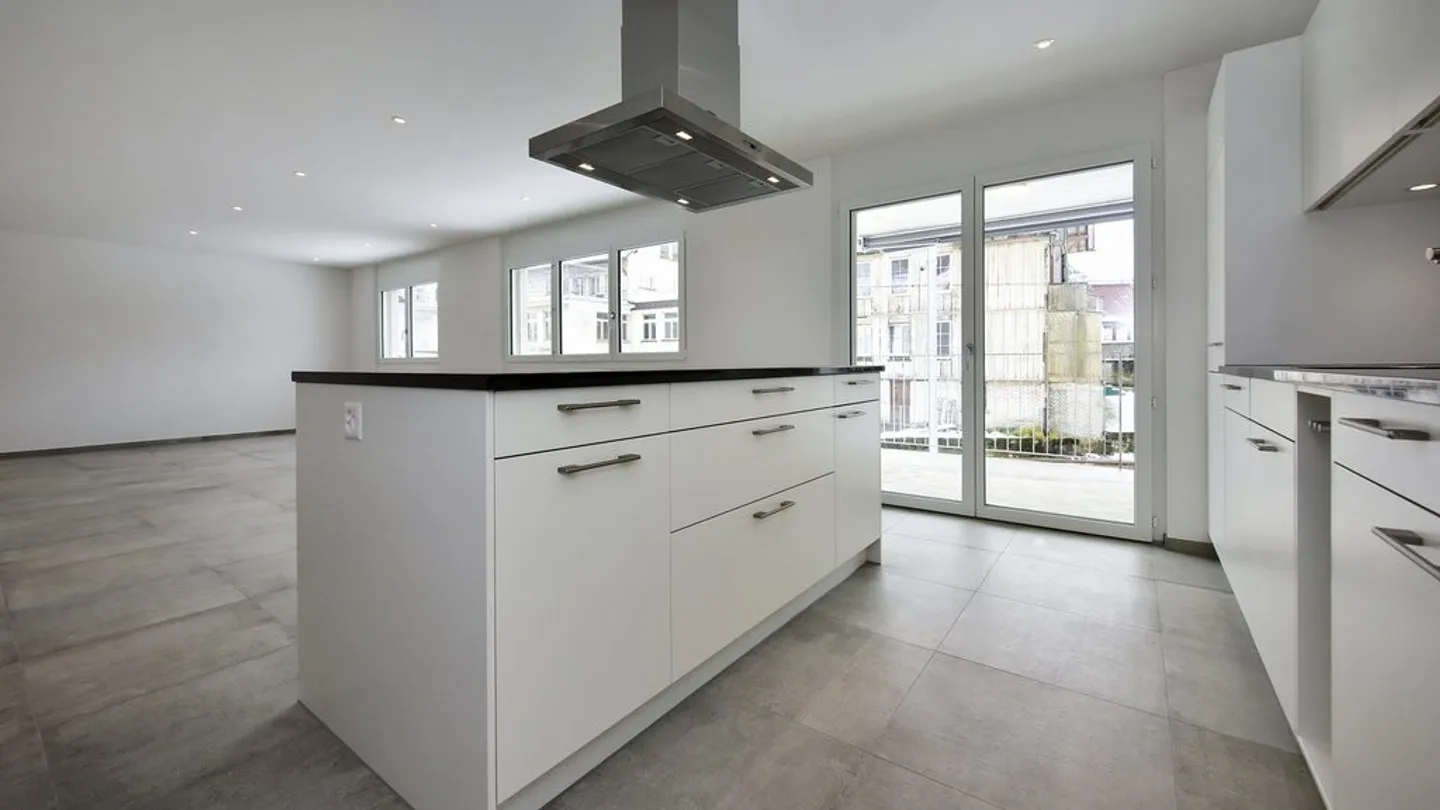 Modern 4.5-Room Apartment - Photo 7 of 11