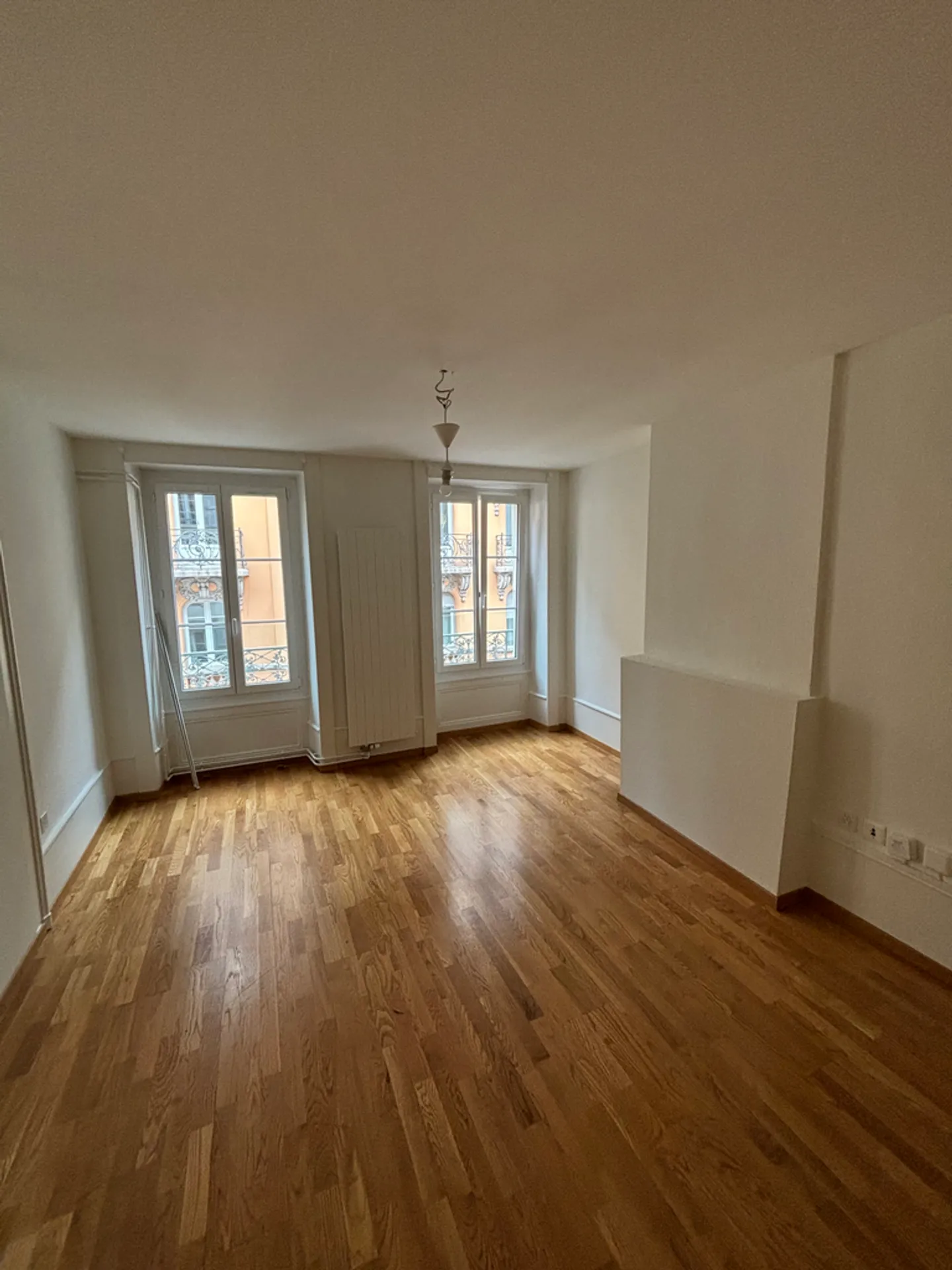 Appartamento Incantevole con Cucina Moderna - Foto 2 di 9