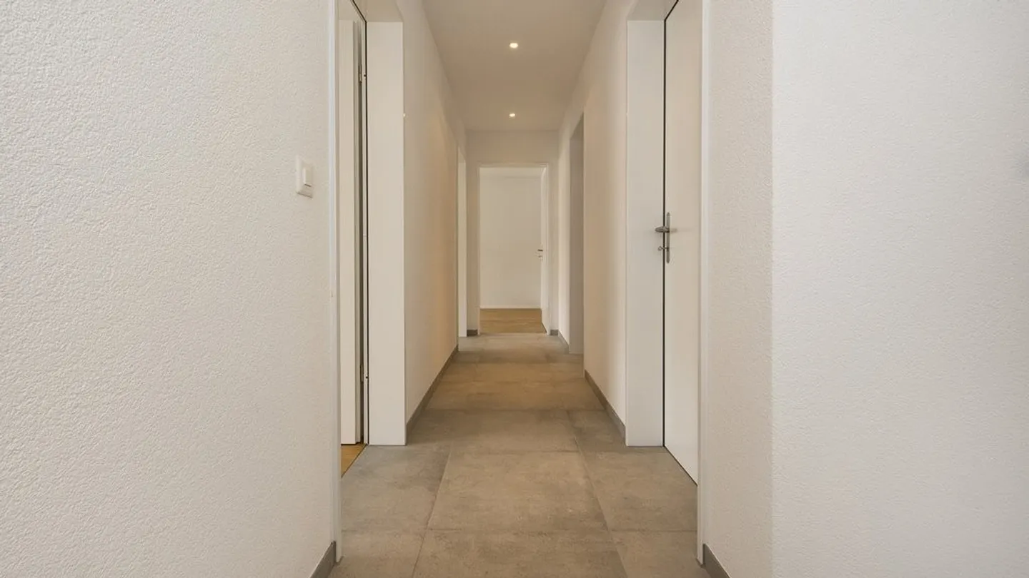 Modern 4.5-Room Apartment - Photo 11 of 11