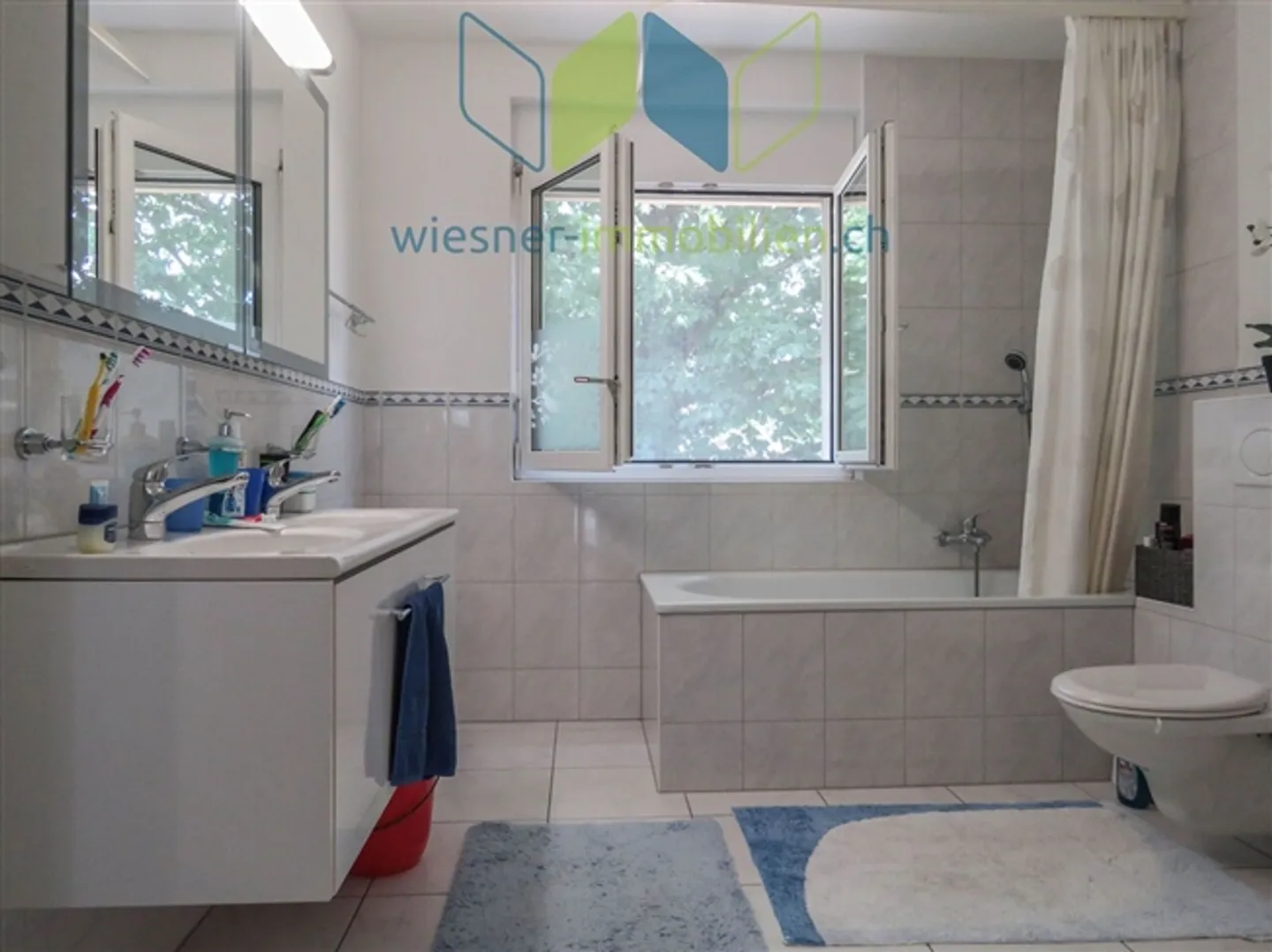 SEHR GROSSES 5½ ZIMMER HAUS AN KINDERFREUNDLICHER LAGE - Foto 8 von 10