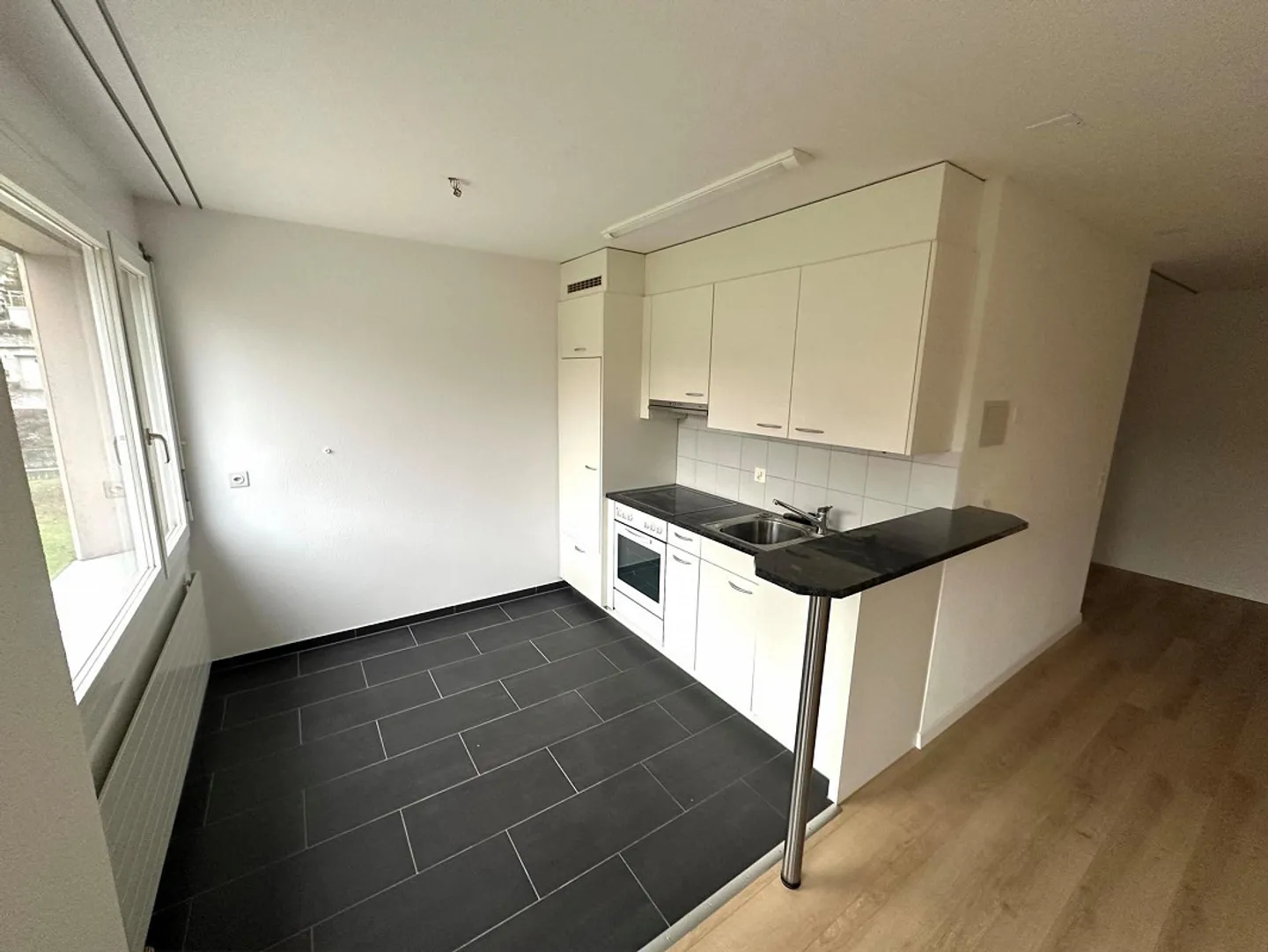 Cozy and beautiful 1.5 room apartment for rent in Seon! - Photo 2 of 6