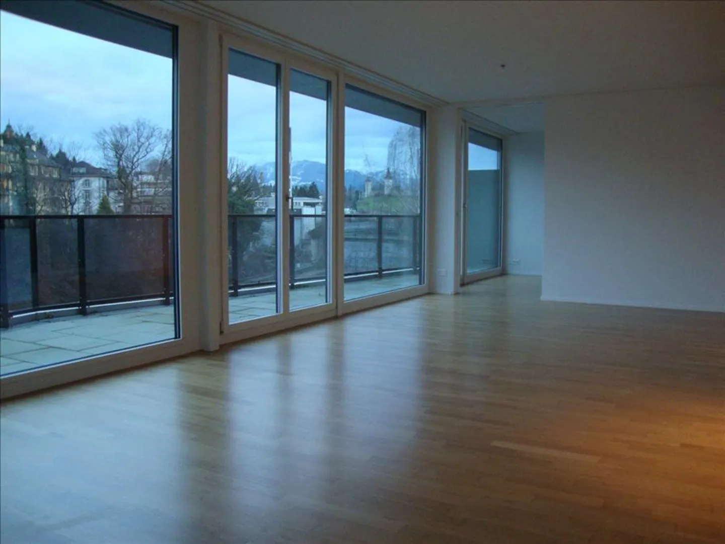 Dreamlike Living by the Reuss - Photo 2 of 4