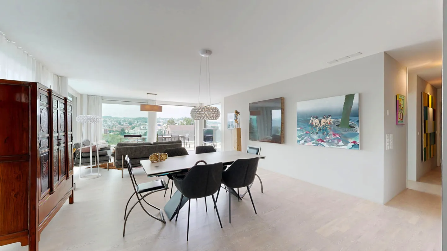 Condominium moderne de 4,5 pièces avec vue panoramique - Photo 1 sur 16