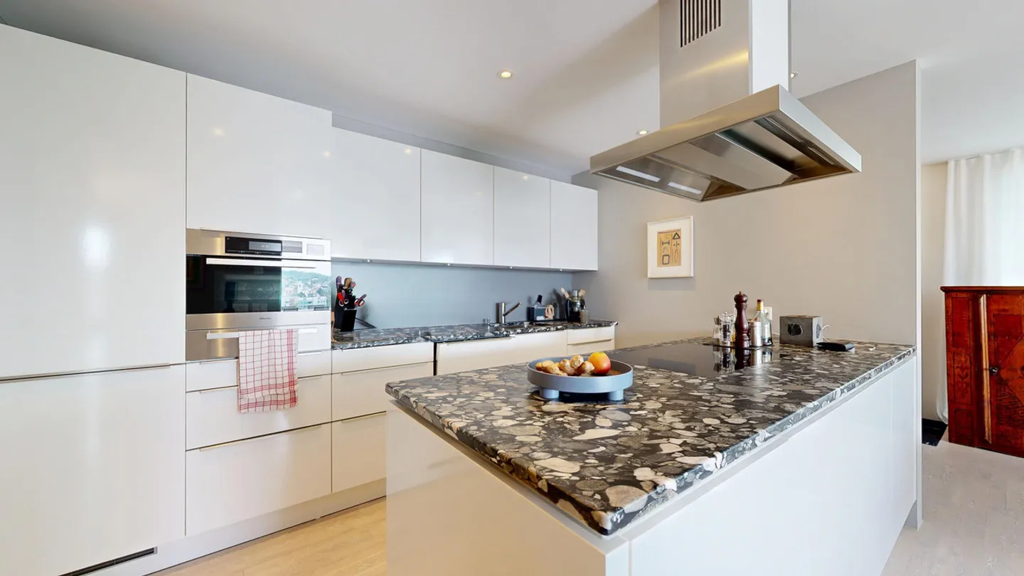 Condominium moderne de 4,5 pièces avec vue panoramique - Photo 4 sur 16