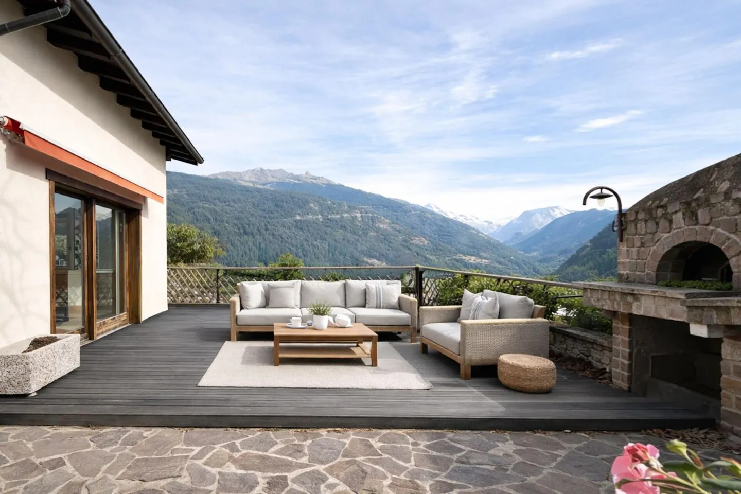 Maison charmante avec deux appartements indépendants et terrasses avec vue panoramique sur les montagnes - Photo 6 sur 13