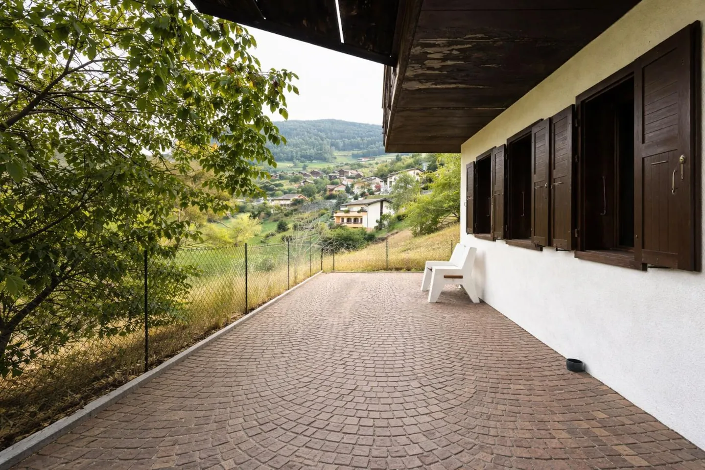 Maison charmante avec deux appartements indépendants et terrasses avec vue panoramique sur les montagnes - Photo 11 sur 13