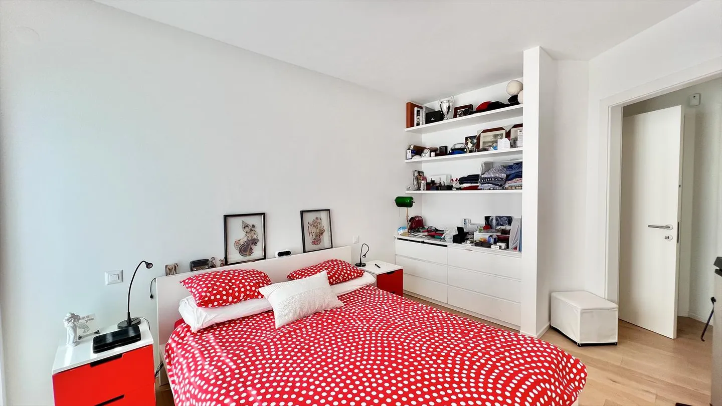 Appartamento con terrazza 4,5 stanze - Foto 8 di 13
