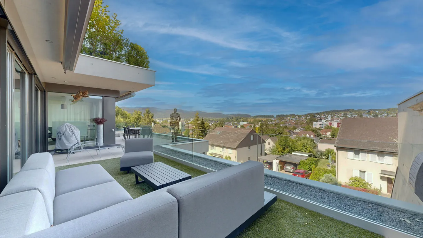 Condominium moderne de 4,5 pièces avec vue panoramique - Photo 13 sur 16