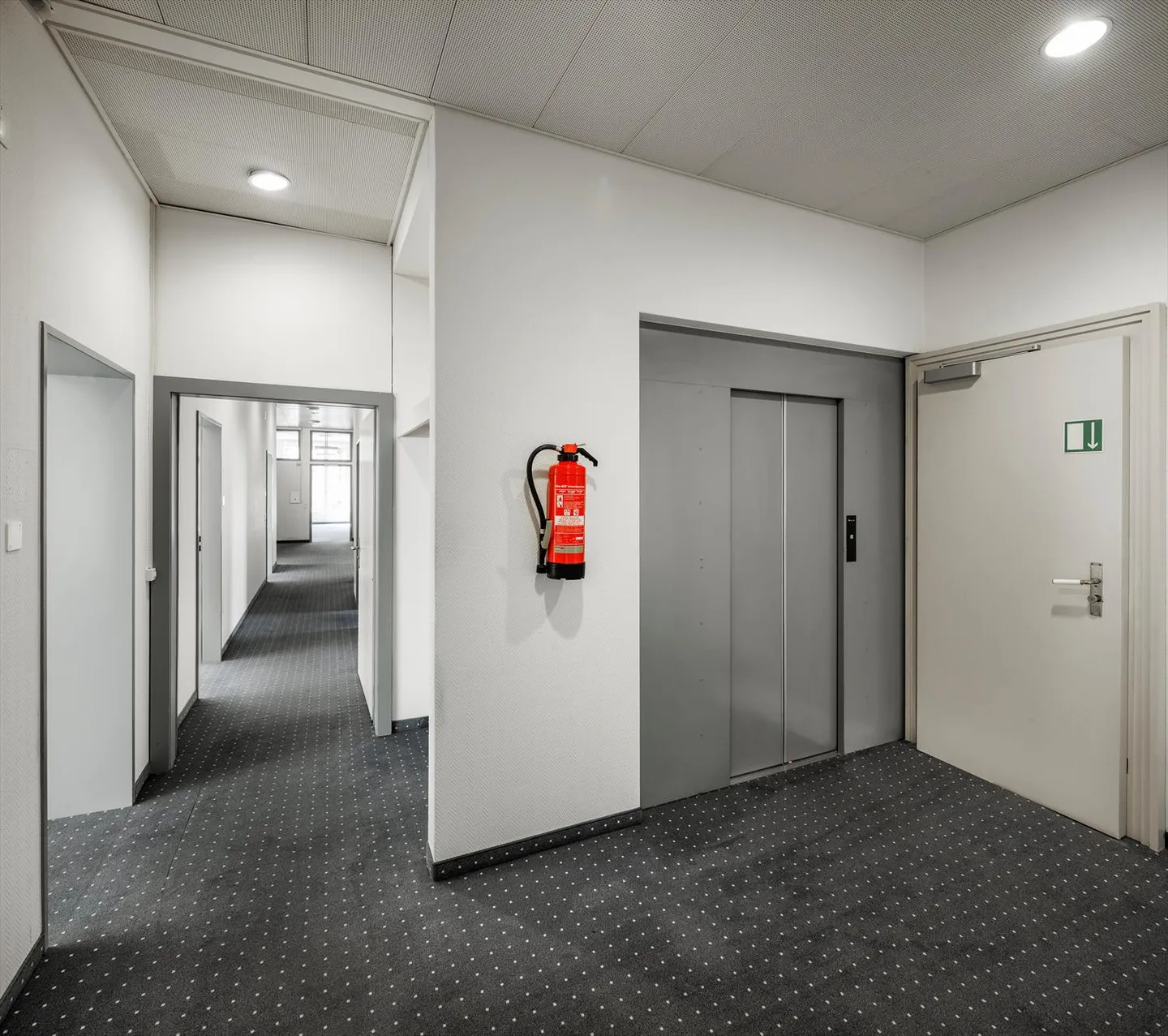 Recognizing Potential - Practice/Office Spaces Near the Train Station - Photo 9 of 12