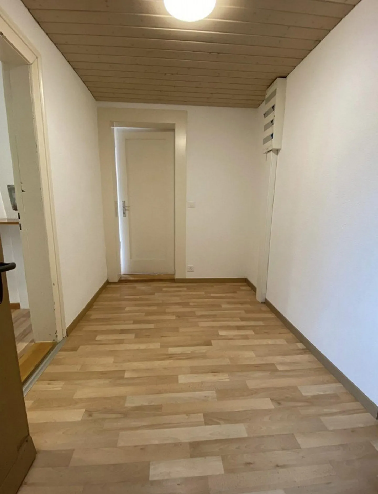 2.5 Room Apartment - Photo 1 of 5