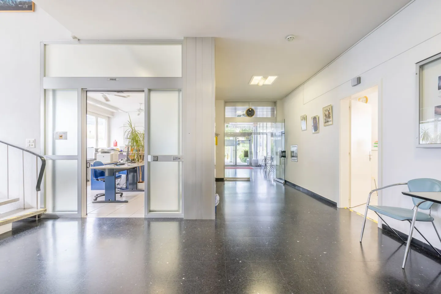 Privat- und Tagesklinik "Piano" in Biel mit vielen Nutzungsmöglichkeiten - Foto 10 von 16
