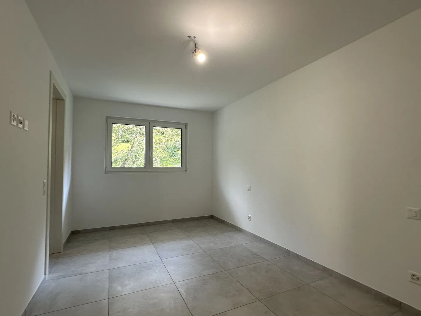 Nouvel et moderne appartement de 3,5 pièces, dernier étage et vue dégagée Mendrisio Arzo - Photo 7 sur 15