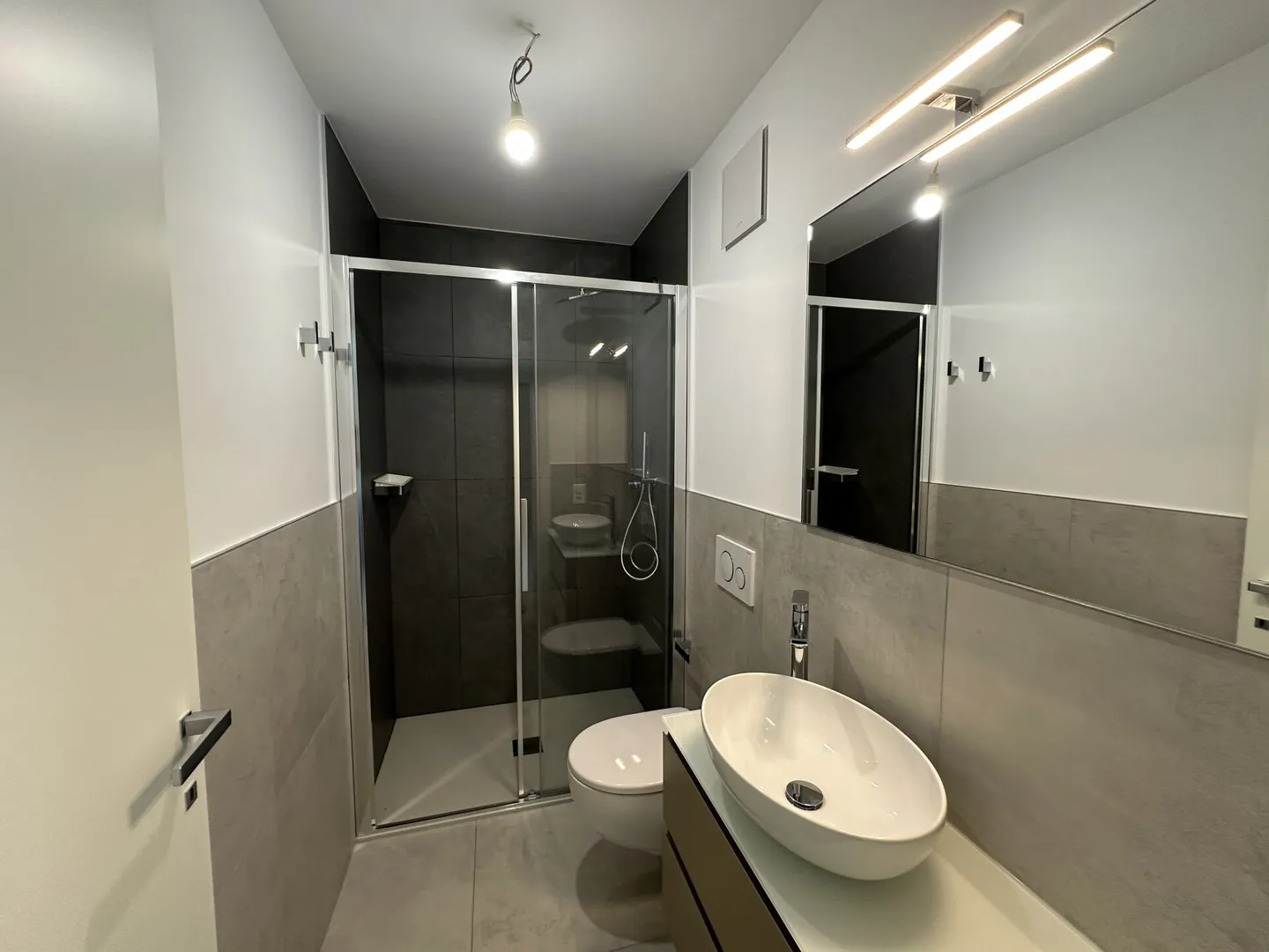 Nouvel et moderne appartement de 3,5 pièces, dernier étage et vue dégagée Mendrisio Arzo - Photo 11 sur 15