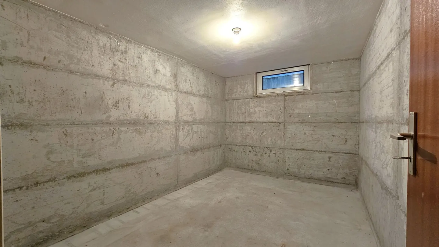 Appartement en duplex de 5,5 pièces dans un emplacement idyllique - Photo 12 sur 13