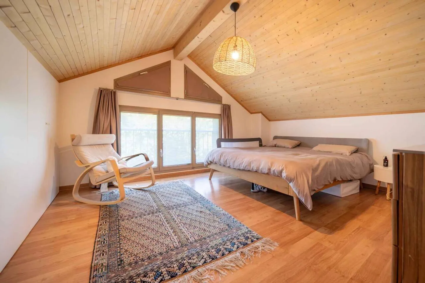 Charmantes Reihenhaus mit 7 Zimmern - Foto 6 von 13