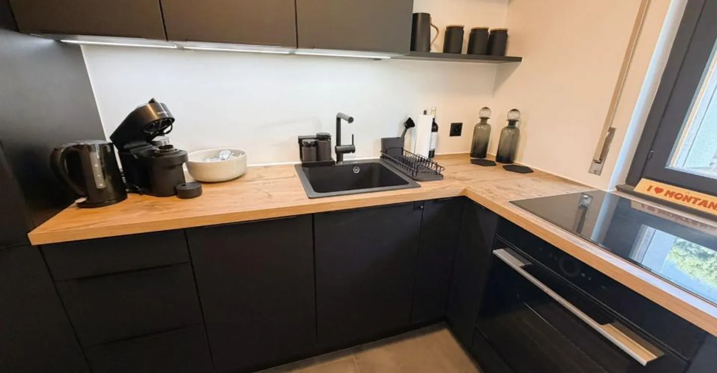 Appartement rénové avec vue imprenable - Photo 10 sur 19