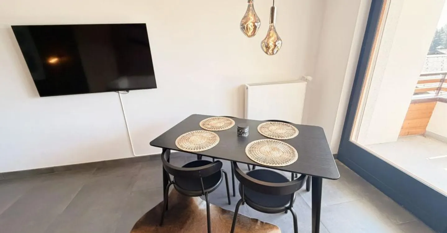 Appartement rénové avec vue imprenable - Photo 7 sur 19