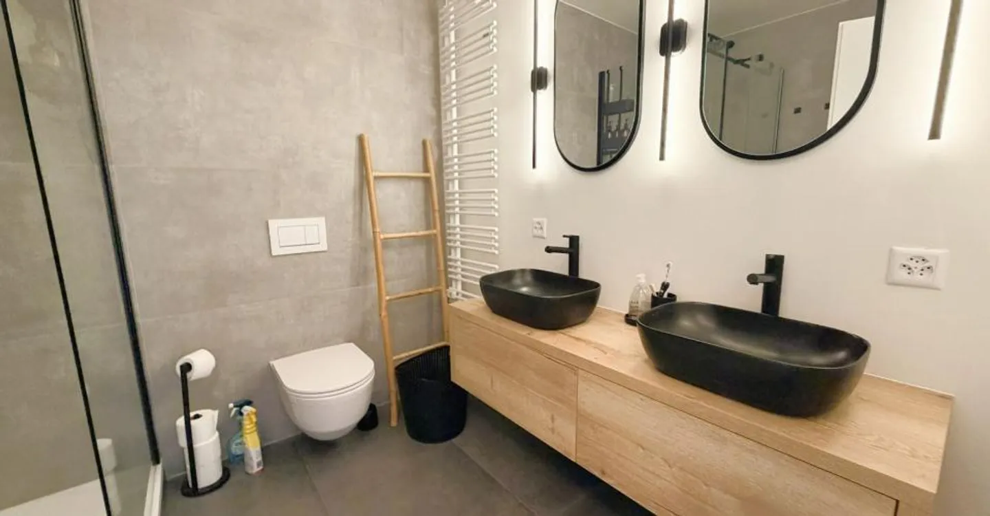 Appartement rénové avec vue imprenable - Photo 14 sur 19