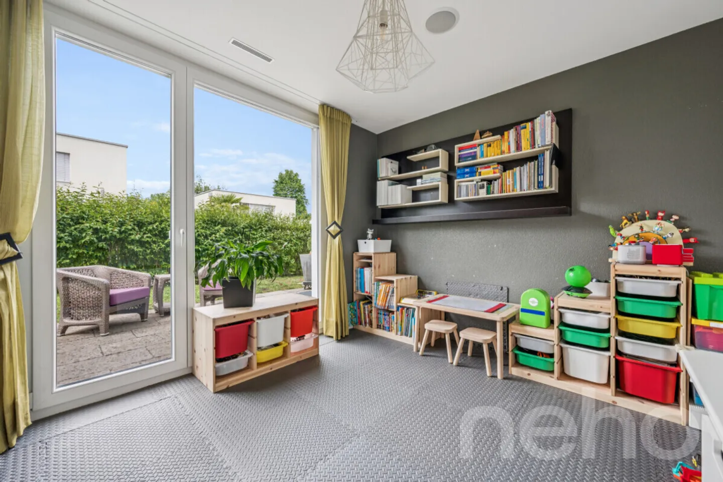 Detached single-family house in a sought-after residential area of Rümlang - Photo 4 of 13