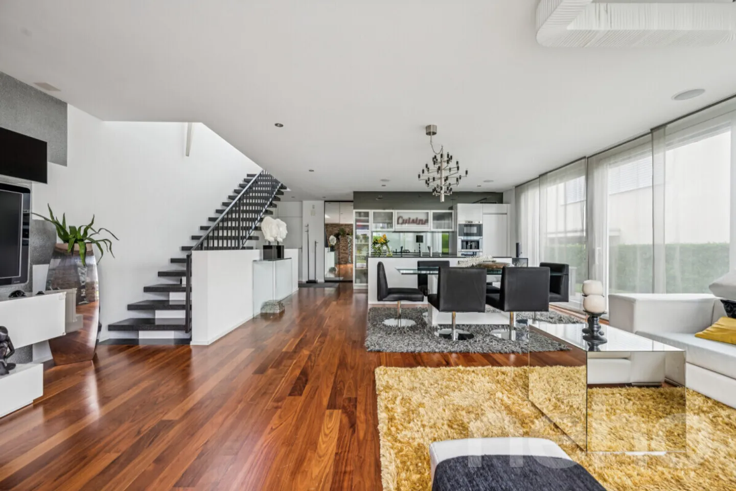 Detached single-family house in a sought-after residential area of Rümlang - Photo 1 of 13