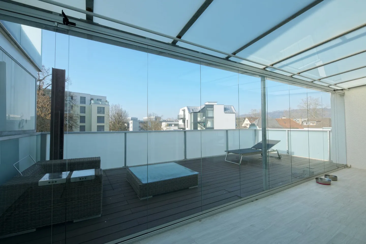 Sonnige 5.5-Zi.-Attika mit 4 Terrassen in Schlieren - Photo 3 of 12