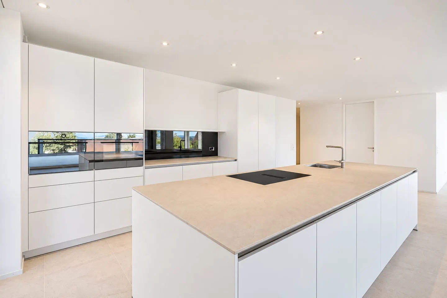 Vivere esclusivo con vista sul lago - Ampio appartamento di 4,5 locali - Foto 2 di 18