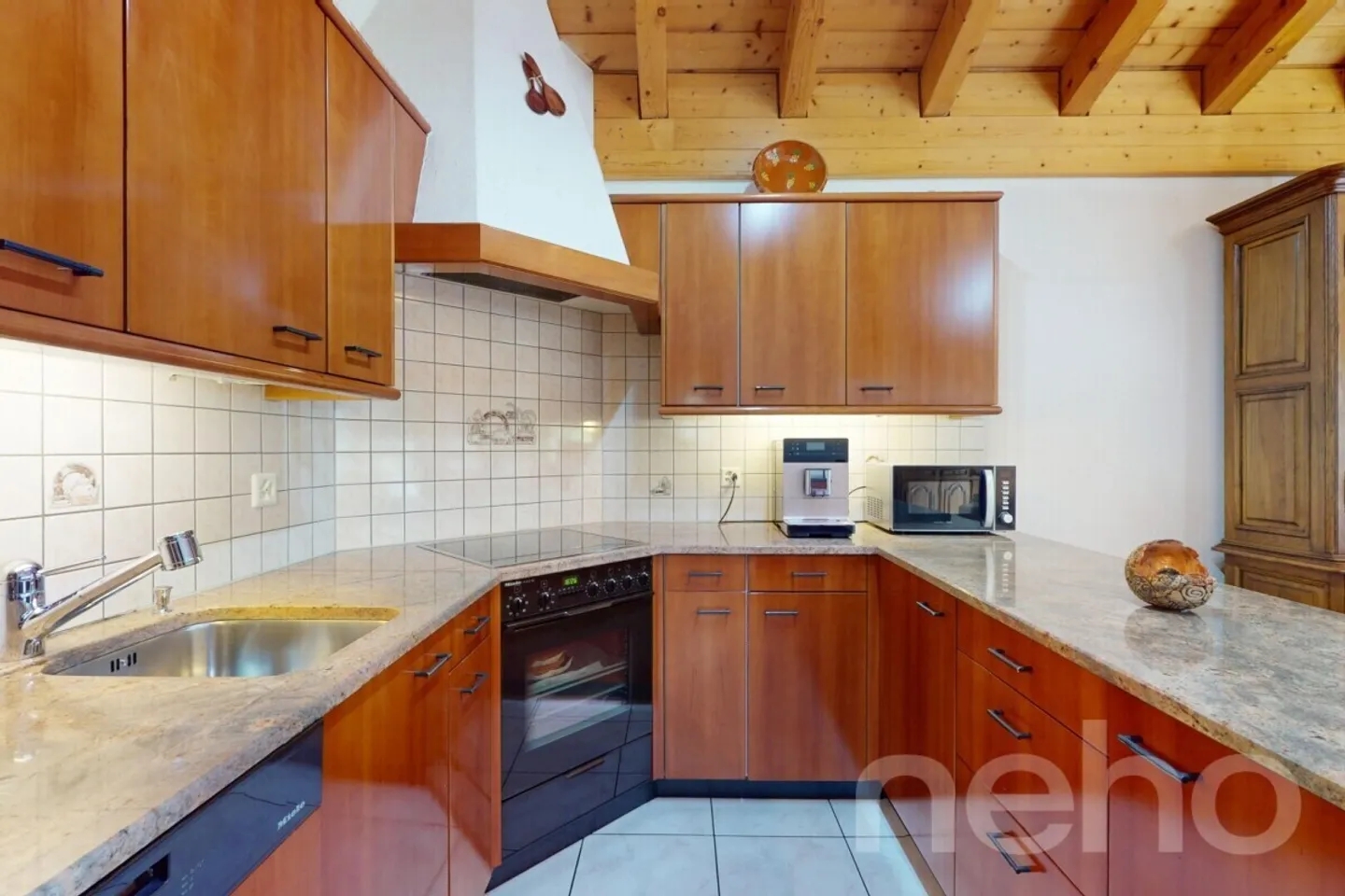 4.5-Room Penthouse Apartment in St. Niklaus - Photo 12 of 13