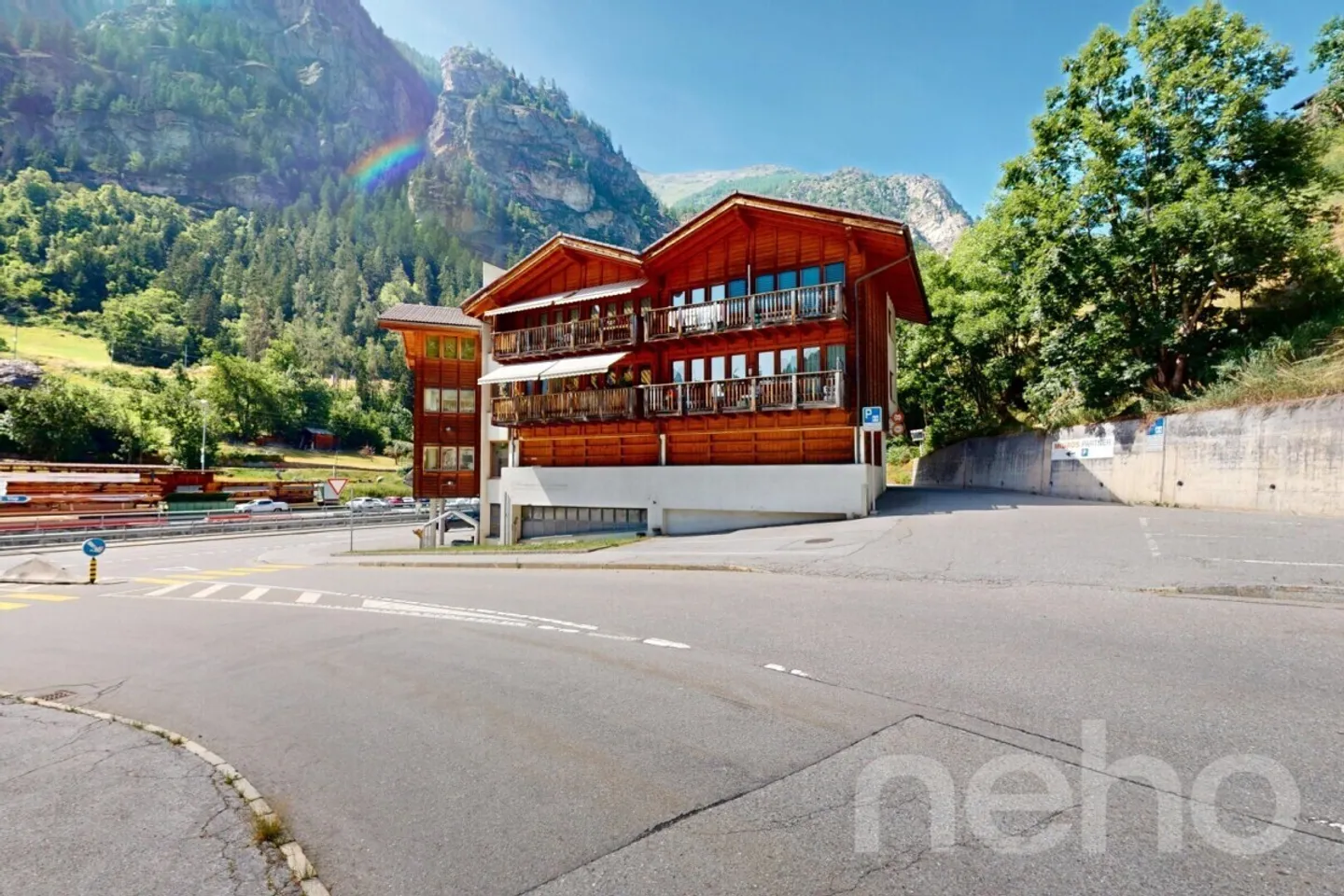 4.5-Room Penthouse Apartment in St. Niklaus - Photo 1 of 13